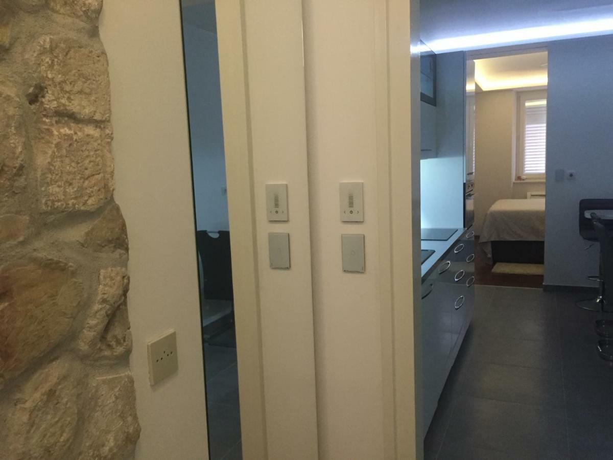Touched Vip Zadar Apartment Bagian luar foto